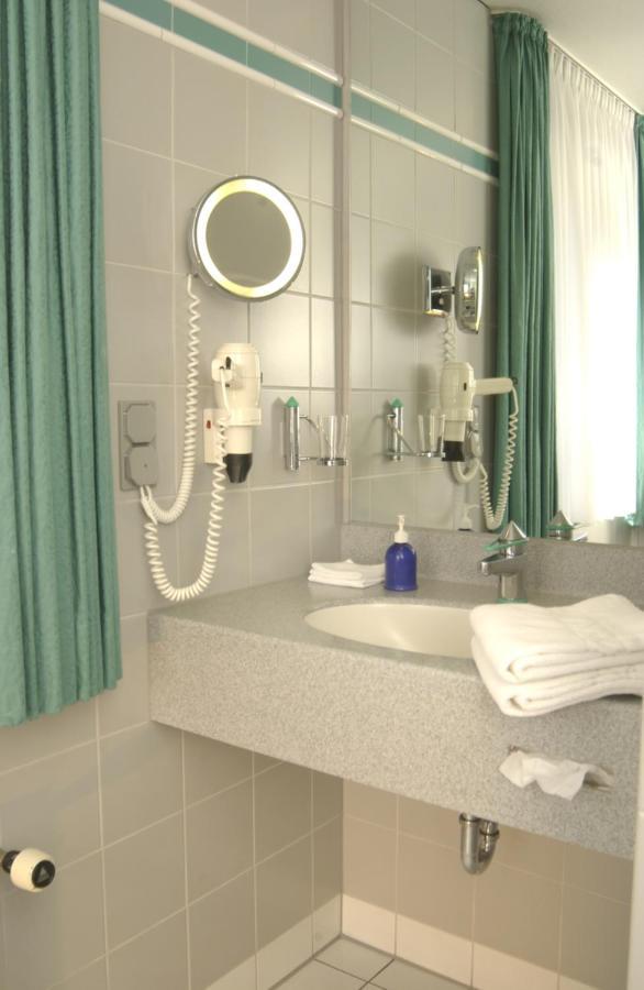 Hotel Spiegel كولونيا المظهر الخارجي الصورة