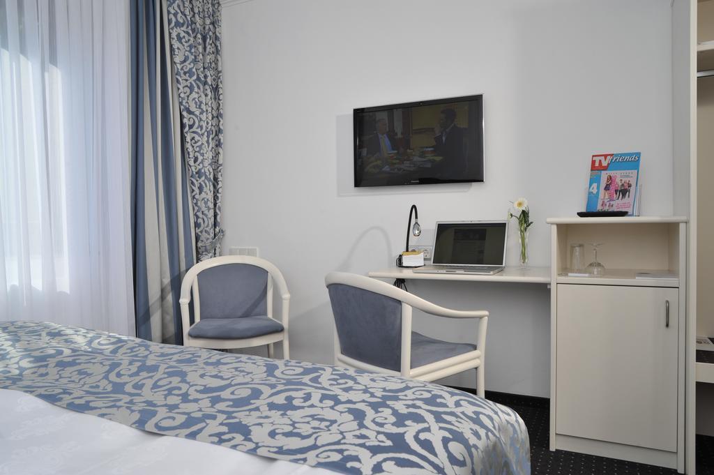 Hotel Spiegel كولونيا المظهر الخارجي الصورة