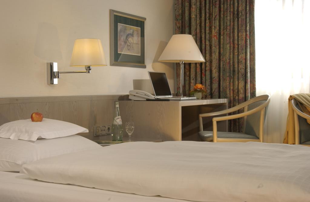 Hotel Spiegel كولونيا المظهر الخارجي الصورة